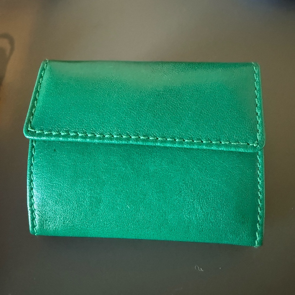 Judith Leiber Vintage Green Leather Card Holder - Picture 4 of 4